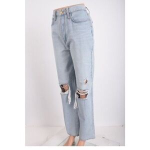 Ms.Triarchy Light Wash denim Jeans